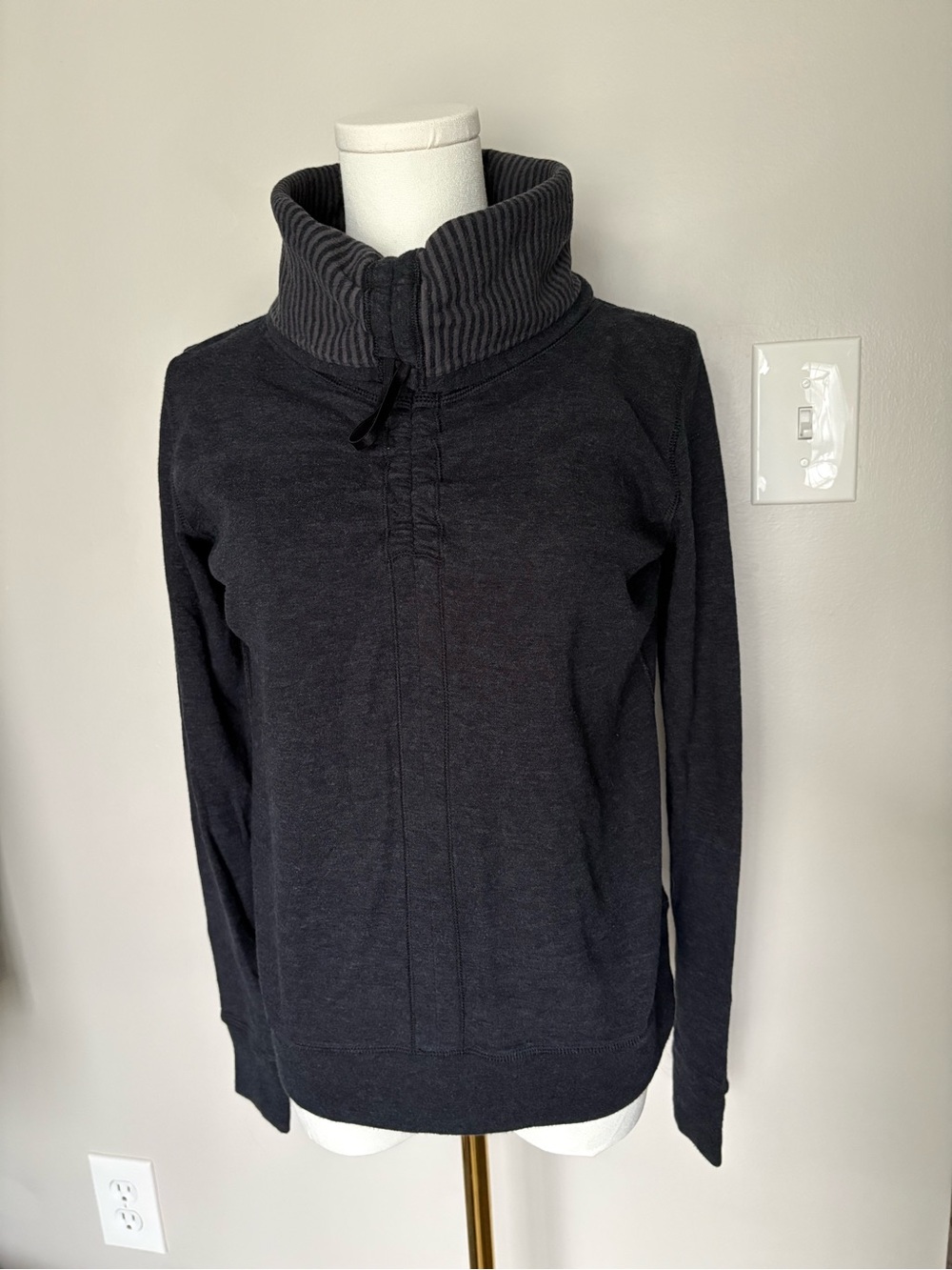 lululemon athletica Charcoal Ribbed Funnel Neck Pullover